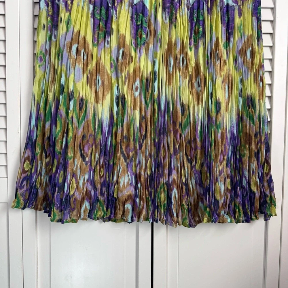 Chico's Pleated Crinkle Broomstick Pull-On Maxi Skirt Abstract Peacock Size 1